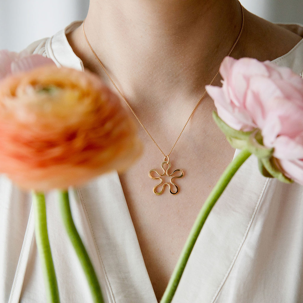 Blomman™ 1,2 pendant 18K gold